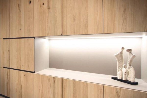 Фурниран медијапан - Oak Retro Harlem A/B Scratched Tip S I Инспирација